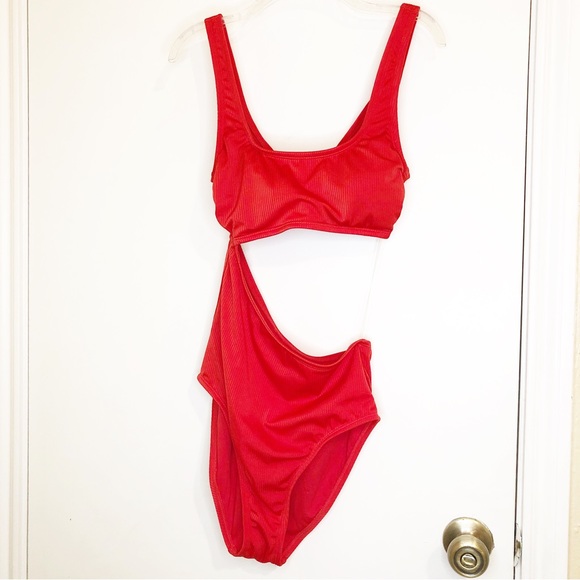 Kona Sol Red Cutout 1 Piece Ribbed Swimsuit - Picture 3 of 11